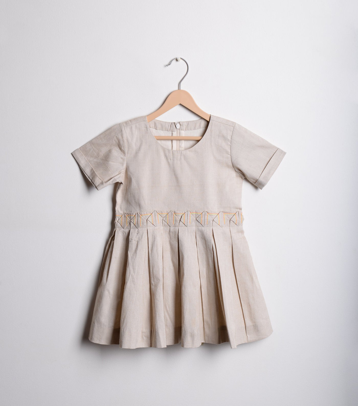Beige Chambray Pleated dress