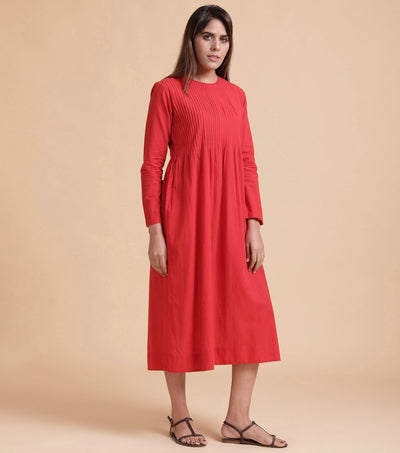 Red pleated cotton dress