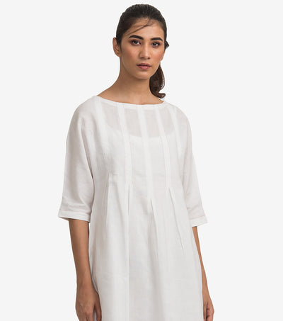White linen solid dress