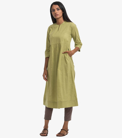 Green solid cotton flared kurta