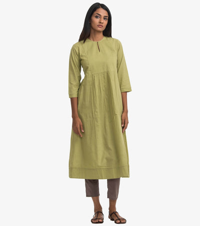 Green solid cotton flared kurta