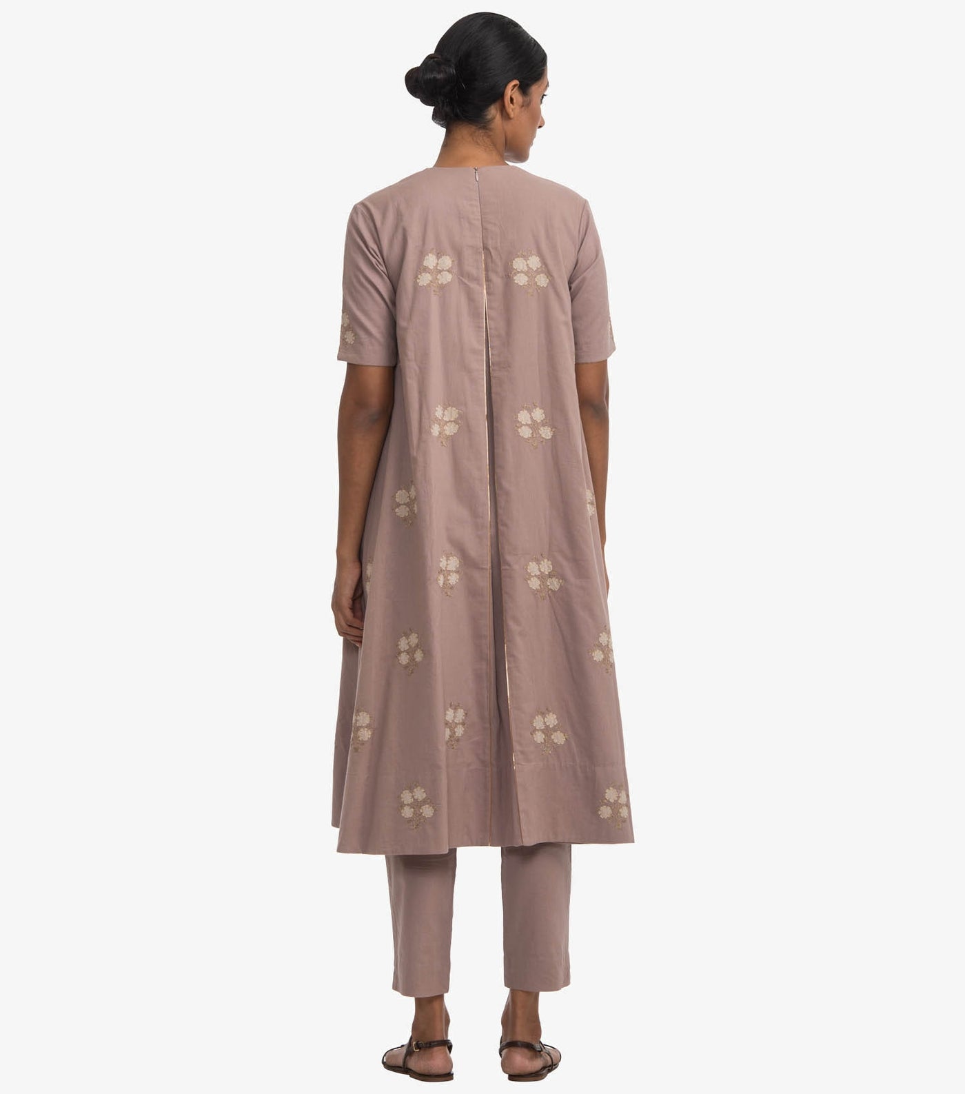 Beige cotton silk embroidered kurta set